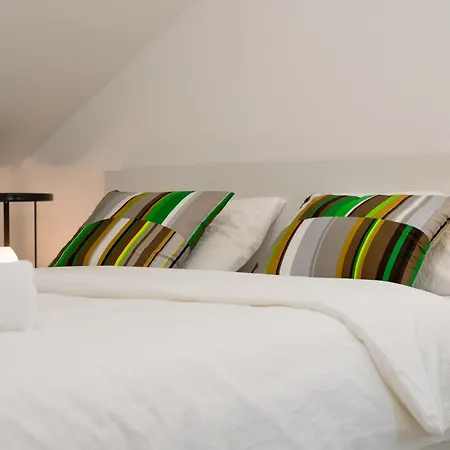 Gasthof & Tiramola - Old Town 3*