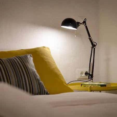 & Tiramola - Old Town ゲストハウス 3*