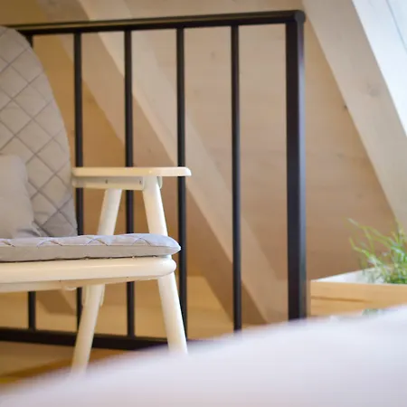 & Tiramola - Old Town 3*