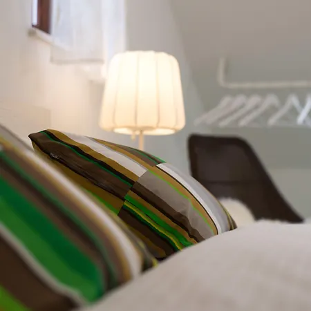 & Tiramola - Old Town トロギール