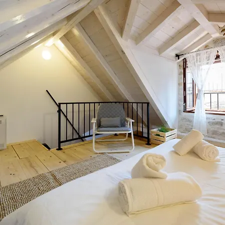 ゲストハウス & Tiramola - Old Town トロギール